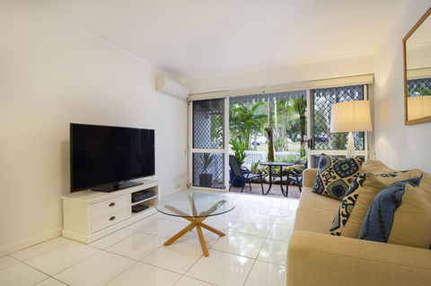 The White House Port Douglas - Accommodation QLD 16
