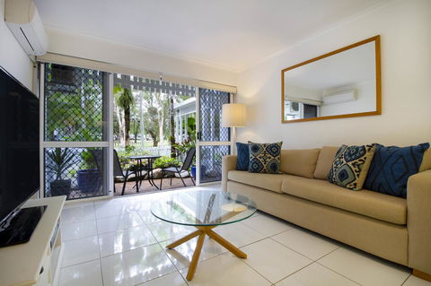 The White House Port Douglas - Accommodation QLD 3