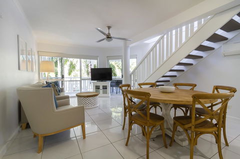 The White House Port Douglas - Accommodation QLD 7