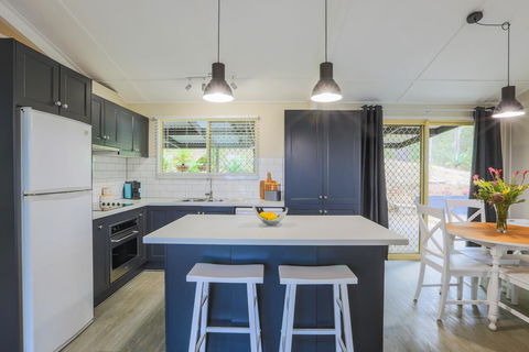 Bed & Breakfast 1 Bedroom Guest House - Accommodation QLD 10