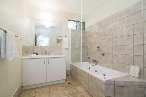 The Port Douglas Queenslander - Accommodation QLD 13