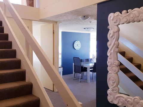 Surfers Chalet - Accommodation QLD 34