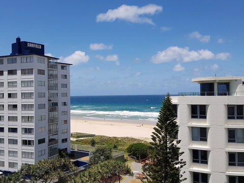 Surfers Chalet - Accommodation QLD 25