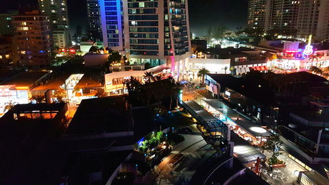 Circle Luxury Holidays - Accommodation QLD 25