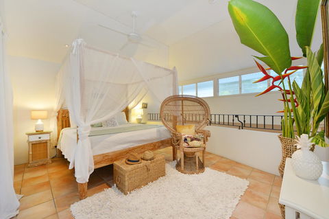 [ ANDY'S BEACH HOUSE ] - Accommodation QLD 1
