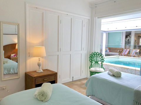 [ ANDY'S BEACH HOUSE ] - Accommodation QLD 32