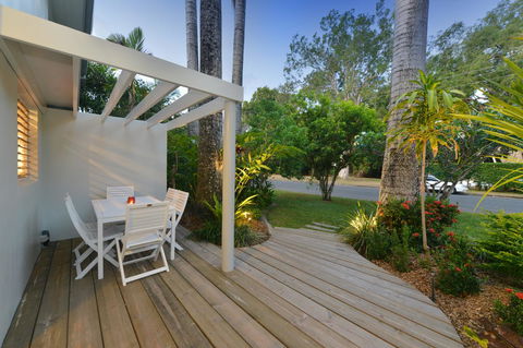 [ ANDY'S BEACH HOUSE ] - Accommodation QLD 14