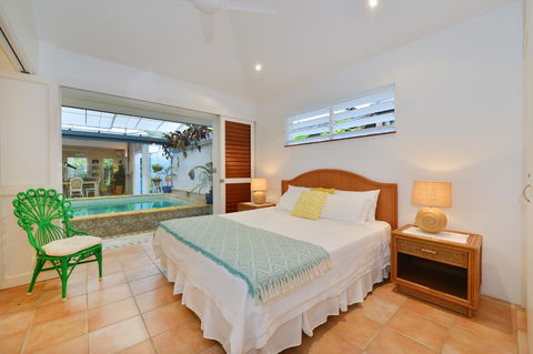 [ ANDY'S BEACH HOUSE ] - Accommodation QLD 27