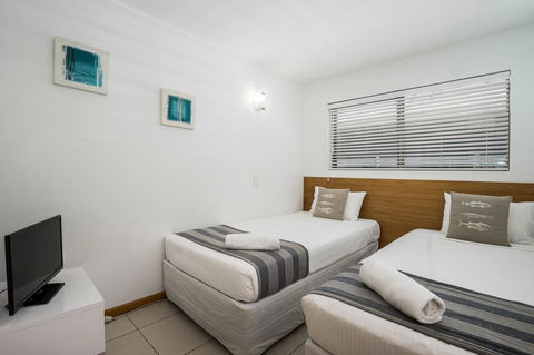 Saks On Hastings - Accommodation QLD 36