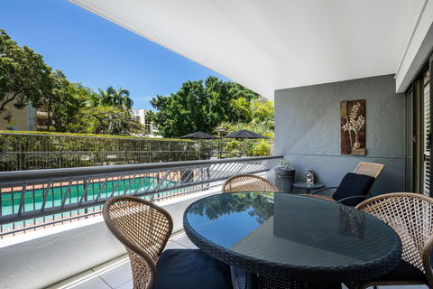 Saks On Hastings - Accommodation QLD 42