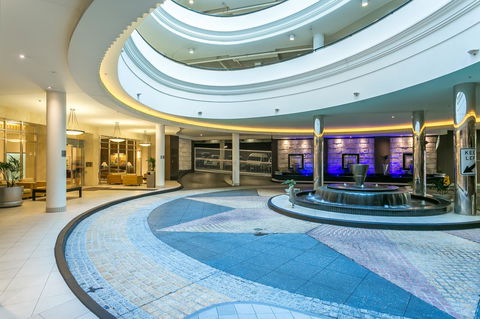 Mantra Towers Of Chevron - Accommodation QLD 5