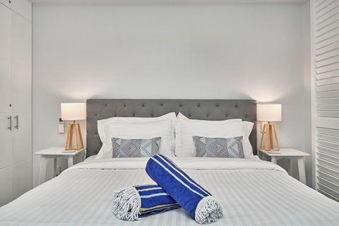 Palm Cove Paradise - Couples Spa Beach Getaway - Accommodation QLD 6