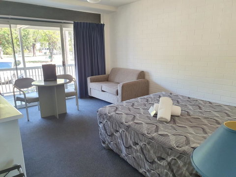 Dalby Manor Motor Inn - Accommodation QLD 1