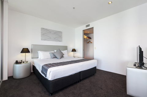 Q1 Resort & Spa - Official - Accommodation QLD 33
