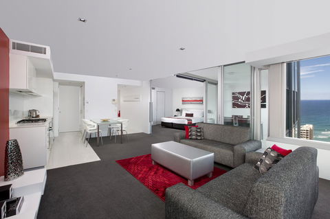 Q1 Resort & Spa - Official - Accommodation QLD 27