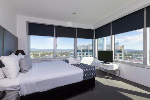 Q1 Resort & Spa - Official - Accommodation QLD 44