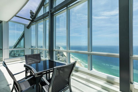 Q1 Resort & Spa - Official - Accommodation QLD 15