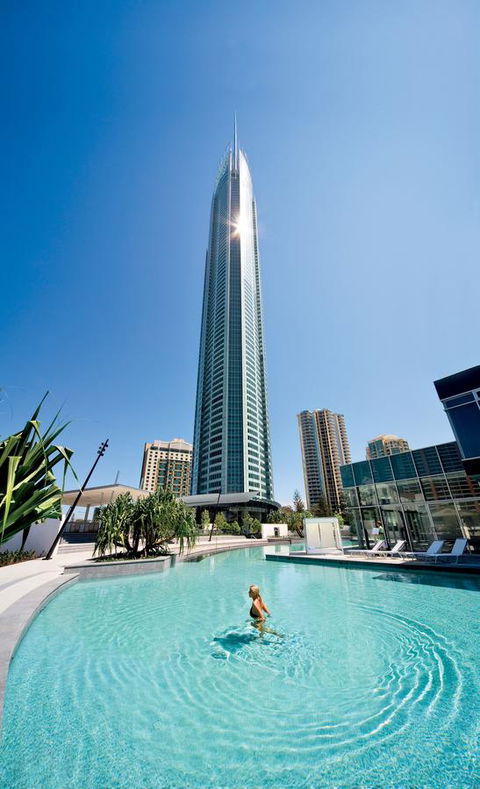 Q1 Resort & Spa - Official - Accommodation QLD 0