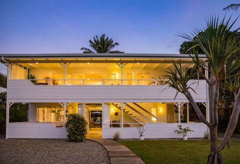 Jamaica Beach House - Accommodation QLD 24