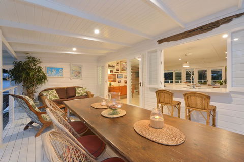 Jamaica Beach House - Accommodation QLD 36
