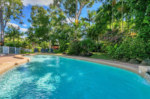 Roydon Beachfront Apartments - Accommodation QLD 19