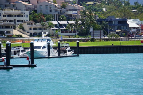 Airlie Seaview Apartments - Accommodation QLD 0