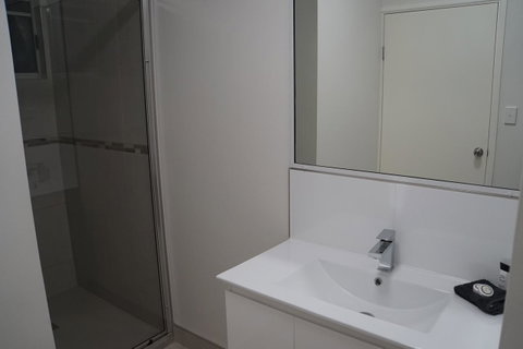 Airlie Seaview Apartments - Accommodation QLD 15