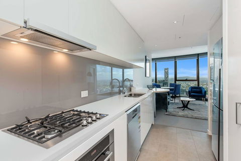 Brisbane Skytower By CLLIX - Accommodation QLD 21