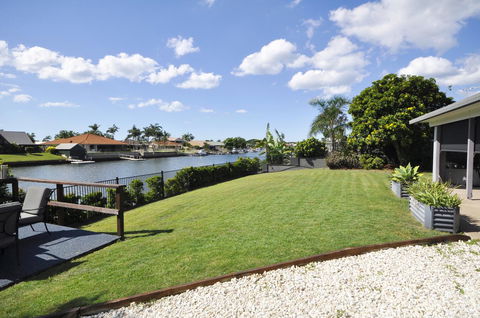 Bribie Island Canal Holiday Destination! - Accommodation QLD 13