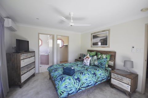 Bribie Island Canal Holiday Destination! - Accommodation QLD 9