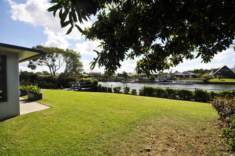 Bribie Island Canal Holiday Destination! - Accommodation QLD 22