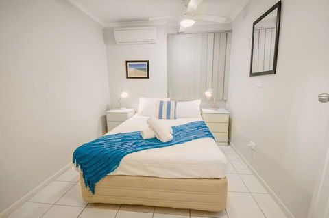 Airlie Apartments - Accommodation QLD 2
