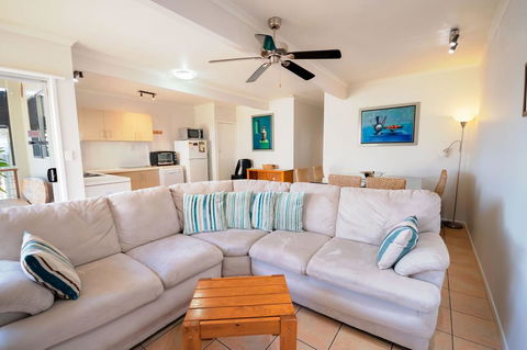 Airlie Apartments - Accommodation QLD 10