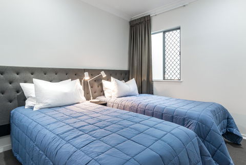 Blue Lagoon Villa A - Accommodation QLD 1