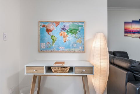 Blue Lagoon Villa A - Accommodation QLD 3