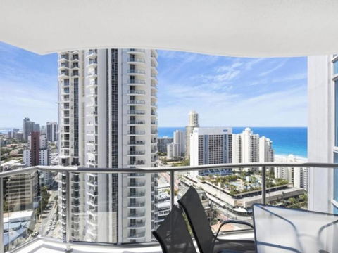 Beach Stay - Ocean & Riverview Resort Chevron Renaissance Central Surfers Paradise - Accommodation QLD 25