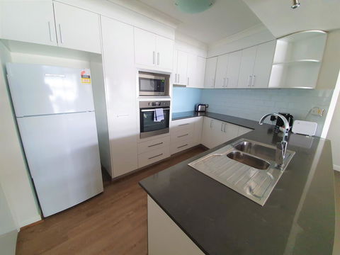 Broadbeach Holiday Apartments - Accommodation QLD 10