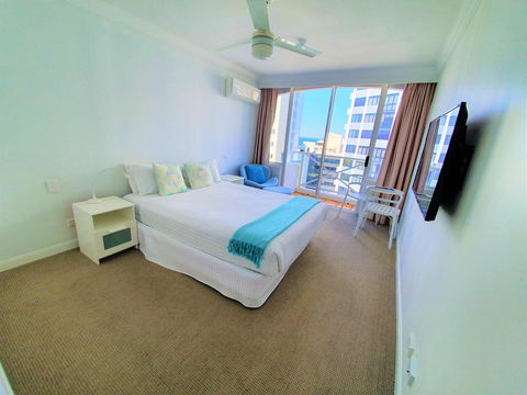 Broadbeach Holiday Apartments - Accommodation QLD 19