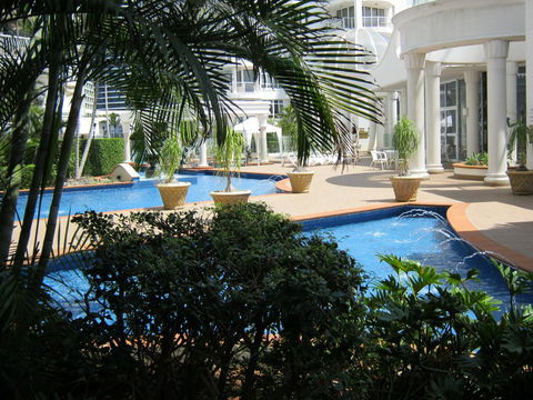 Broadbeach Holiday Apartments - Accommodation QLD 2