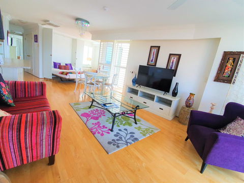 Broadbeach Holiday Apartments - Accommodation QLD 24