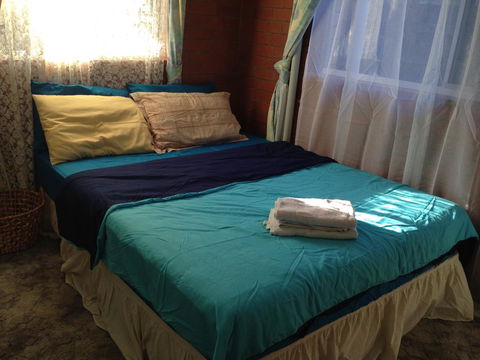 XYL Pets Friendly Seaside Boutique Guesthouse - Accommodation QLD 23