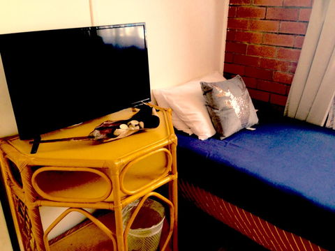 XYL Pets Friendly Seaside Boutique Guesthouse - Accommodation QLD 42