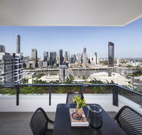 Arise Ivy  Eve Apartments - Accommodation QLD