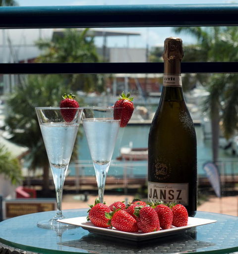 Park Regis Anchorage - Accommodation QLD 13