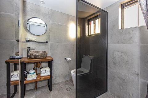 The Pink Hotel Coolangatta - Accommodation QLD 14