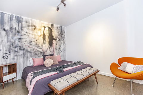 The Pink Hotel Coolangatta - Accommodation QLD 13
