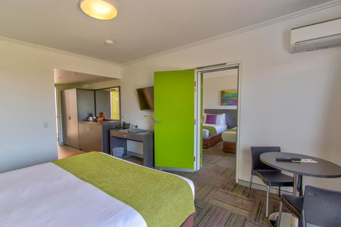 Mackay Oceanside Central Hotel Official - Accommodation QLD 12