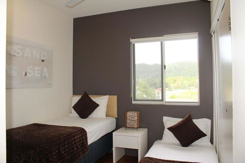 Beachside Apartment 17 - Accommodation QLD 3