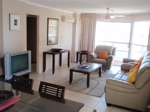 Grosvenor Beachfront Apartments Surfers Paradise - Accommodation QLD 21