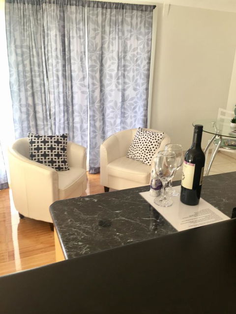 Bella By The Beach - Accommodation QLD 10